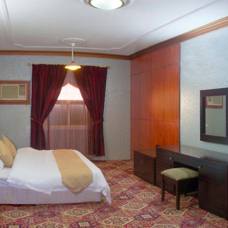 Al Farhan Hotel Suites Al Aqiq Ер-Ріяд Екстер'єр фото